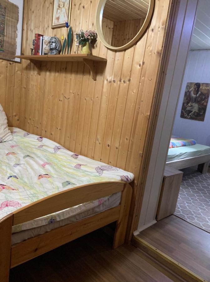 Schoenes Zimmer Im Seterant/Untergeschoss Ессен Екстер'єр фото