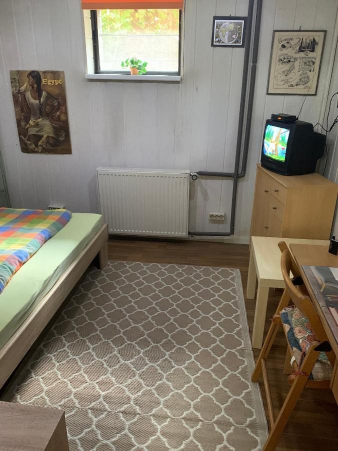 Schoenes Zimmer Im Seterant/Untergeschoss Ессен Екстер'єр фото